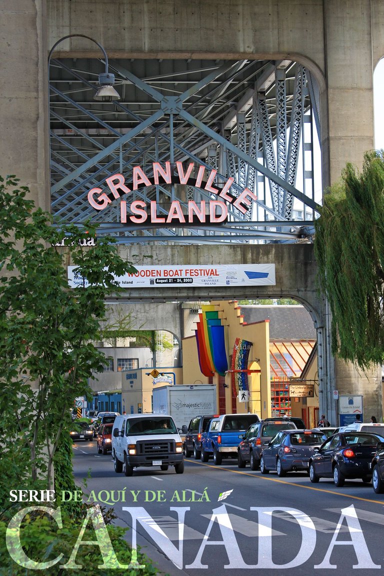 GRANDVILLE ISLAND-COLLAGE ESPAÑOL, EDIT.jpg