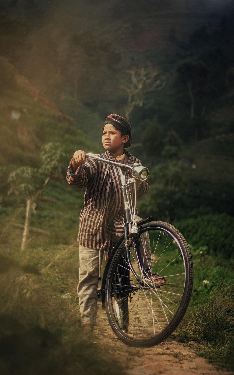 boy-6398465_1280.jpg