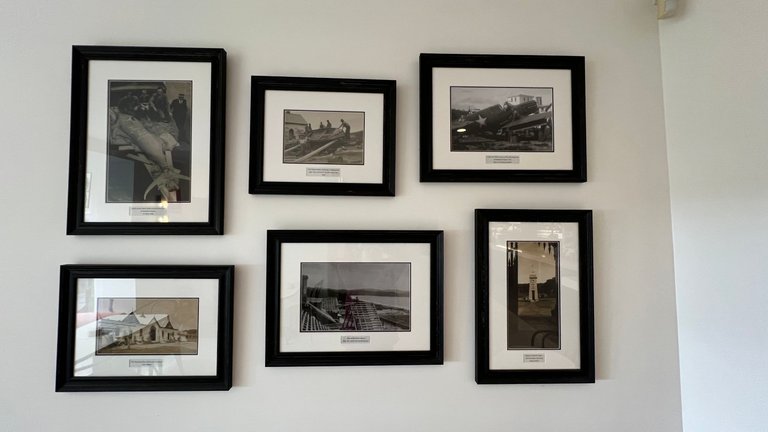 PHOTOS.jpg