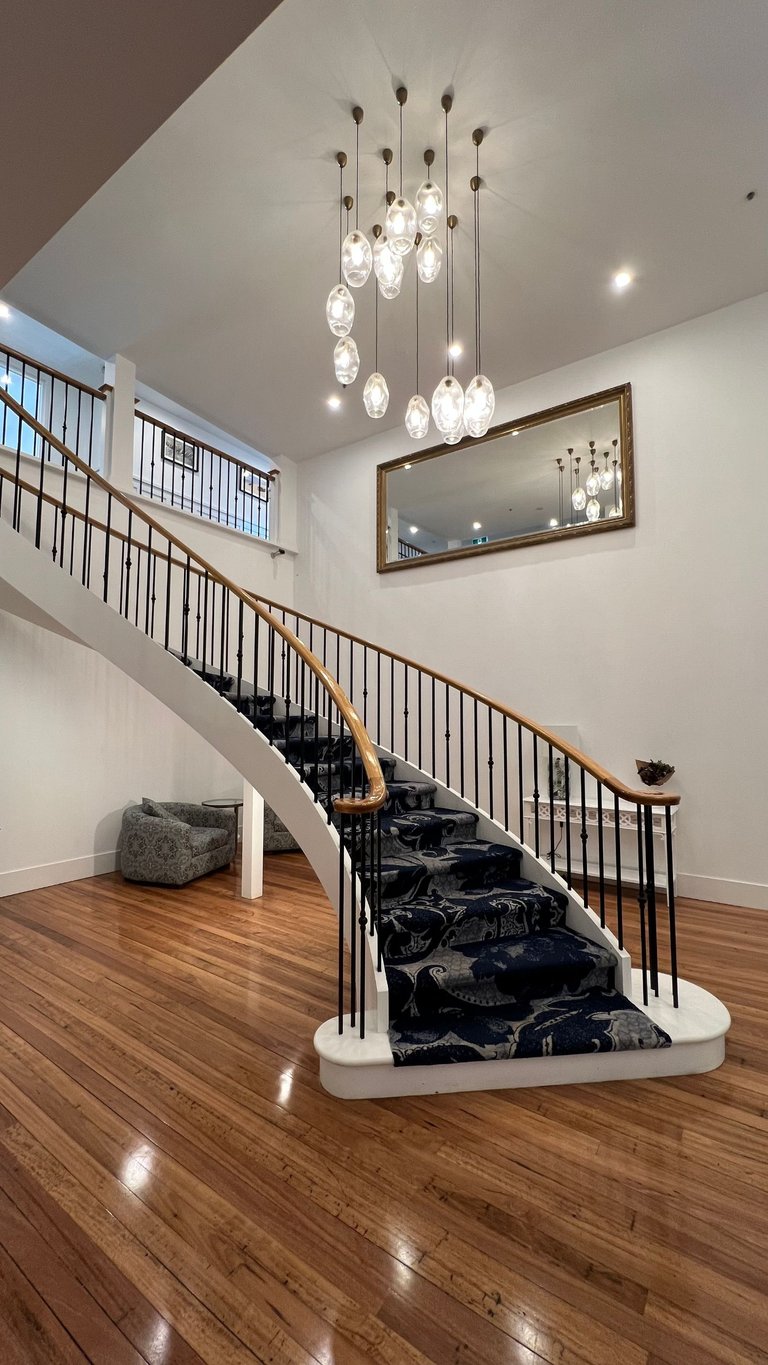 STAIRCASE.jpg