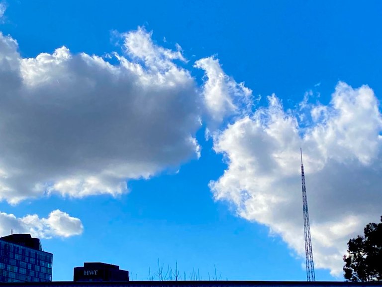 cloud10the kissing clouds.jpg