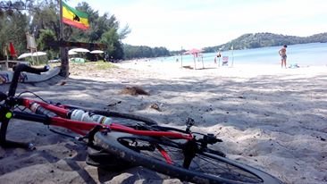 bike on beach rasta.jpg