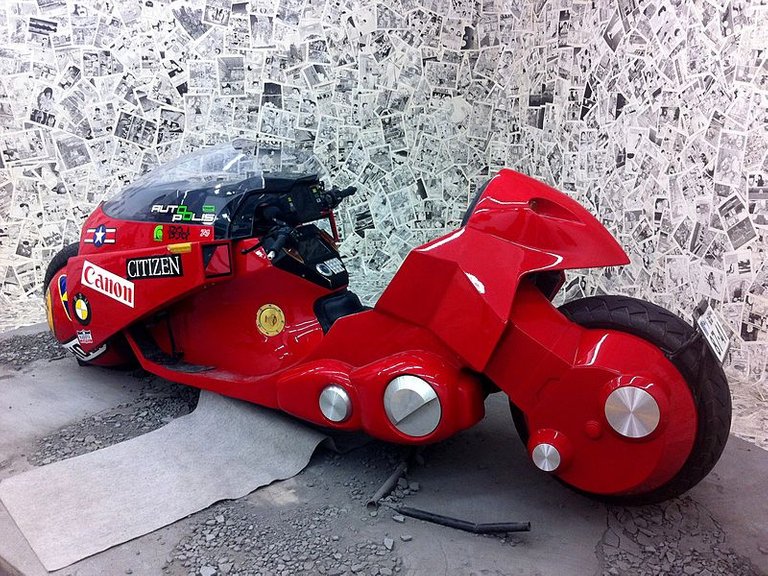 Kaneda's_motorcycle.jpg