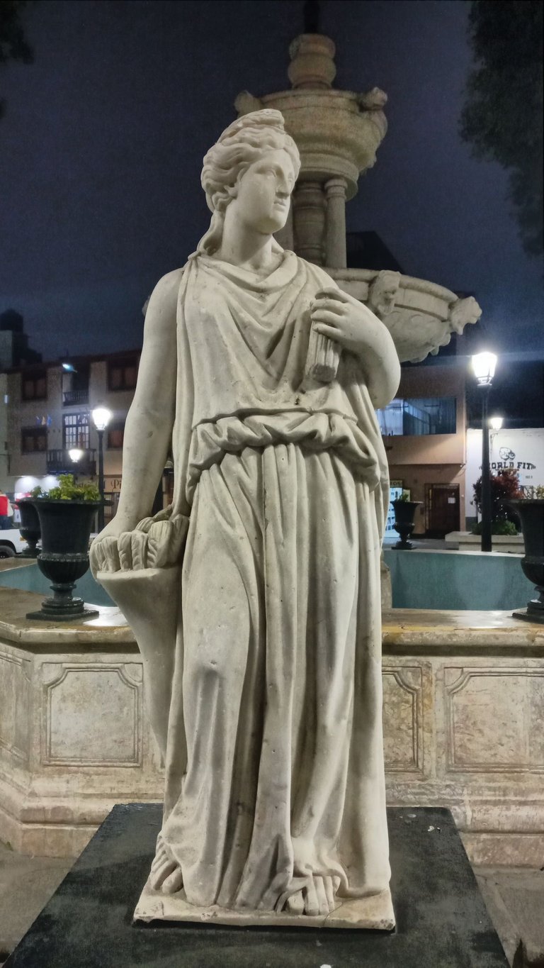 IMG_20221125_193349_HDR.jpg