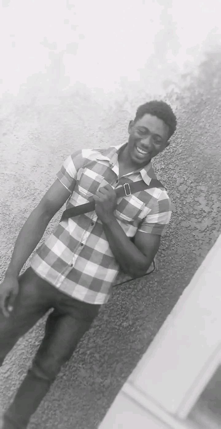 1001330638.jpg