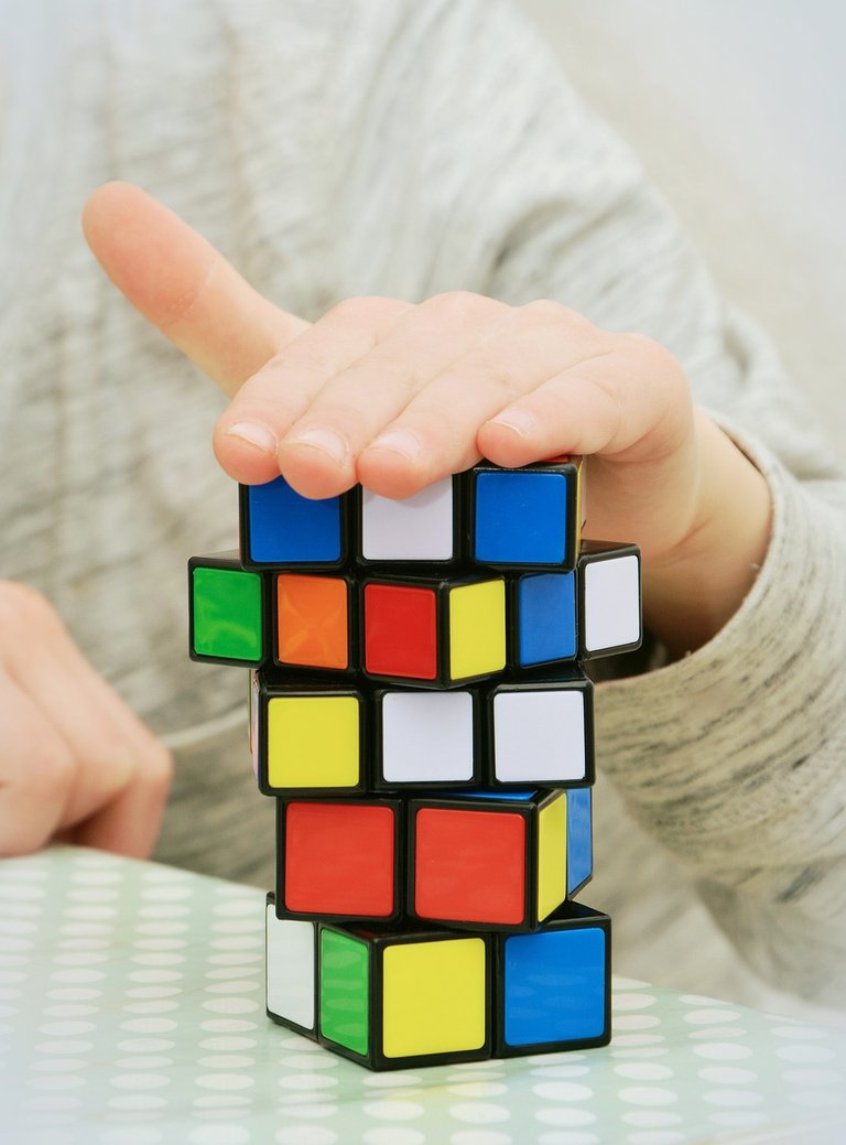 magic-cube-1976824_1280.jpg