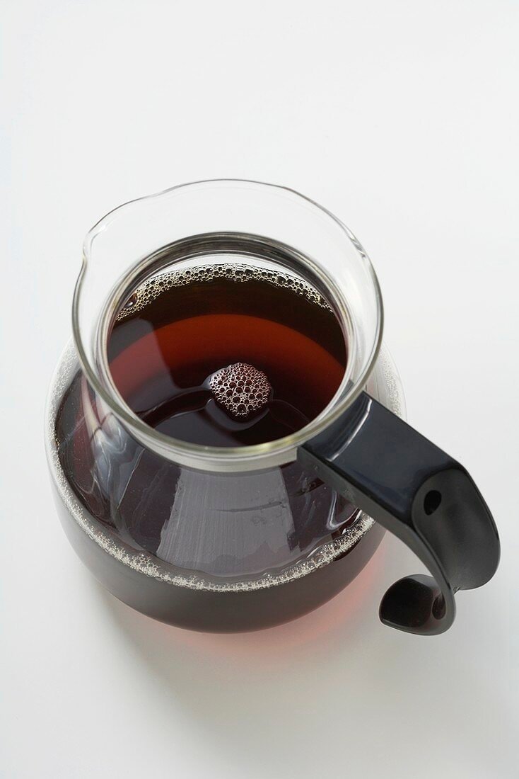 00958938-Black-coffee-in-glass-jug.jpg