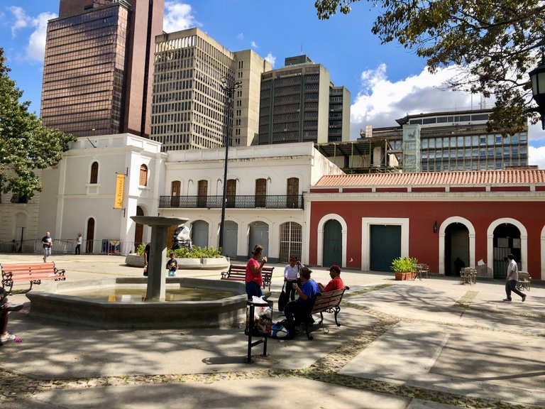 CCS_PlazaElVenezolano4.jpg