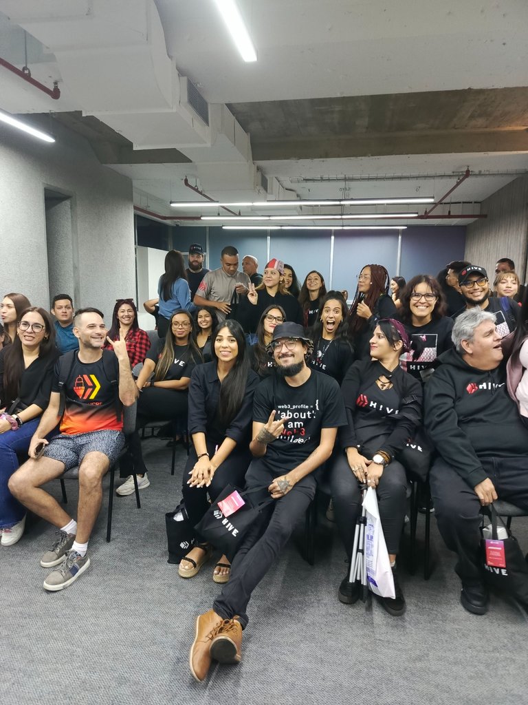 Hive in style at the Caracas Blockchain Week, because everyone's work was of great impact. [Eng-Esp]