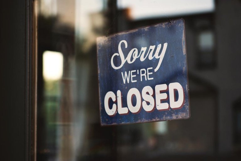 blue-and-white-sorry-we-re-closed-wooden-signage-1171386.jpg