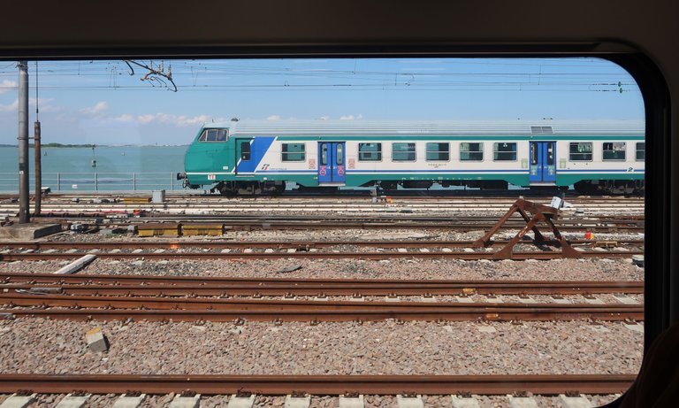 foto treno.JPG