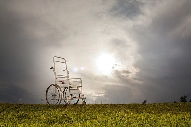 wheelchair2322783_640.jpg