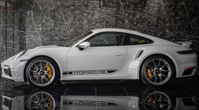 1-PORSCHE 911 TURBO S_Edit-2_edit.jpeg