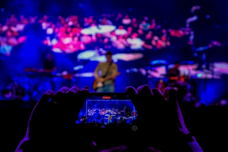 Digital addiction, live?  [ENG-PT/BR]