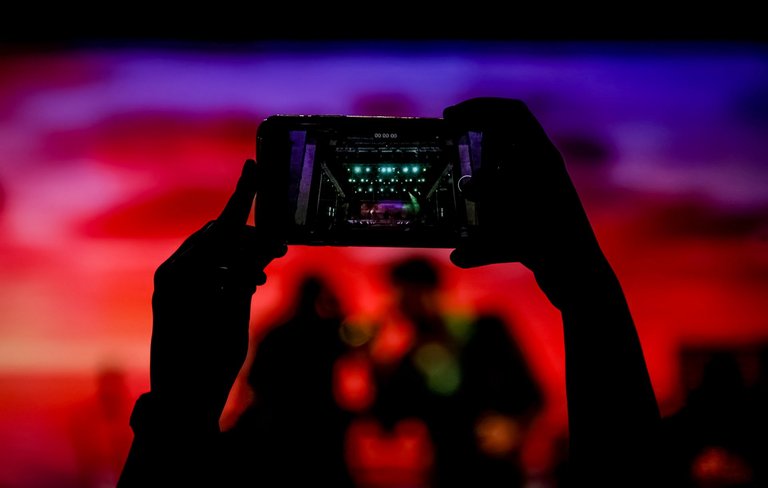 12-Digital addiction_Paulo Abrantes aka @cryptoreforma-8.jpg