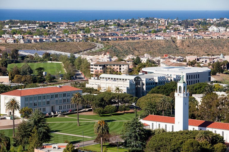 Loyola Marymount University.jpg