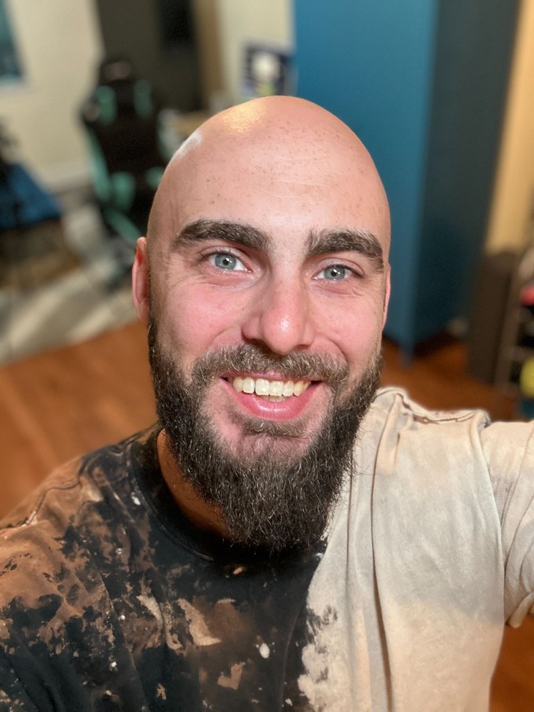 selfie.jpg