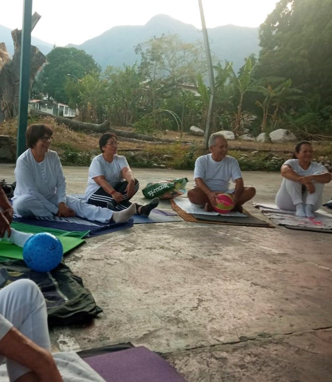 yoga 2 cuerpo.jpg