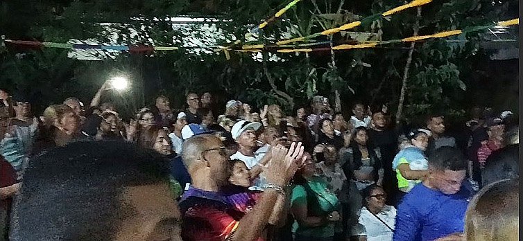 Aroa 3.jpg
