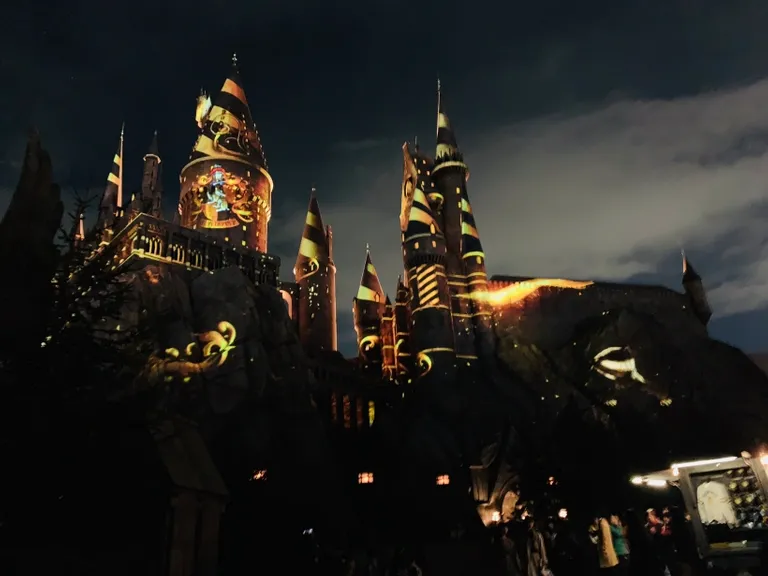 Hogwarts - Night.jpg