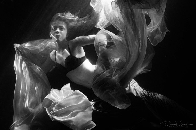 Ksenia-8418bw.jpg
