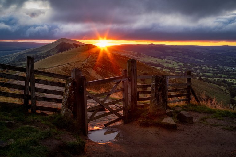 Mam Tor-01031-small.jpg