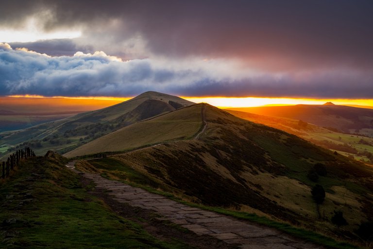 Mam Tor-01050-Edit-Edit.jpg