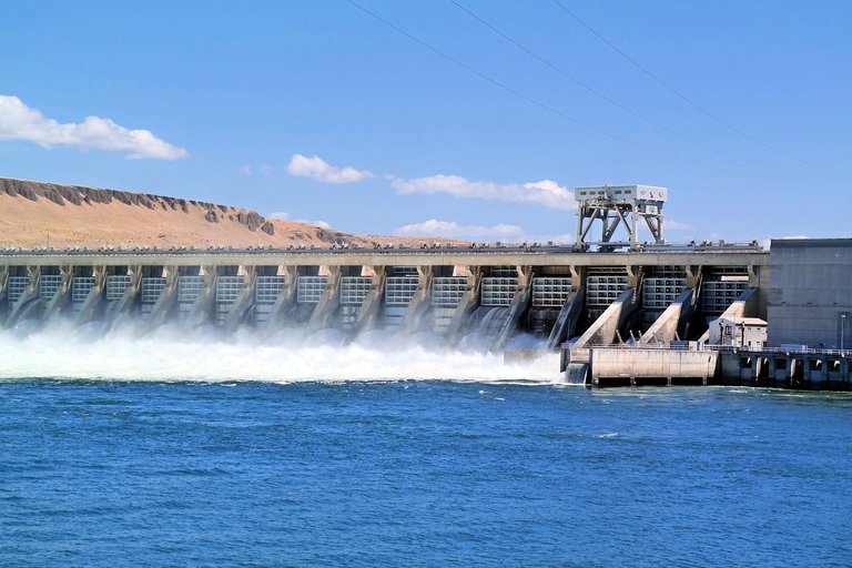 dam-929406_1280.jpg