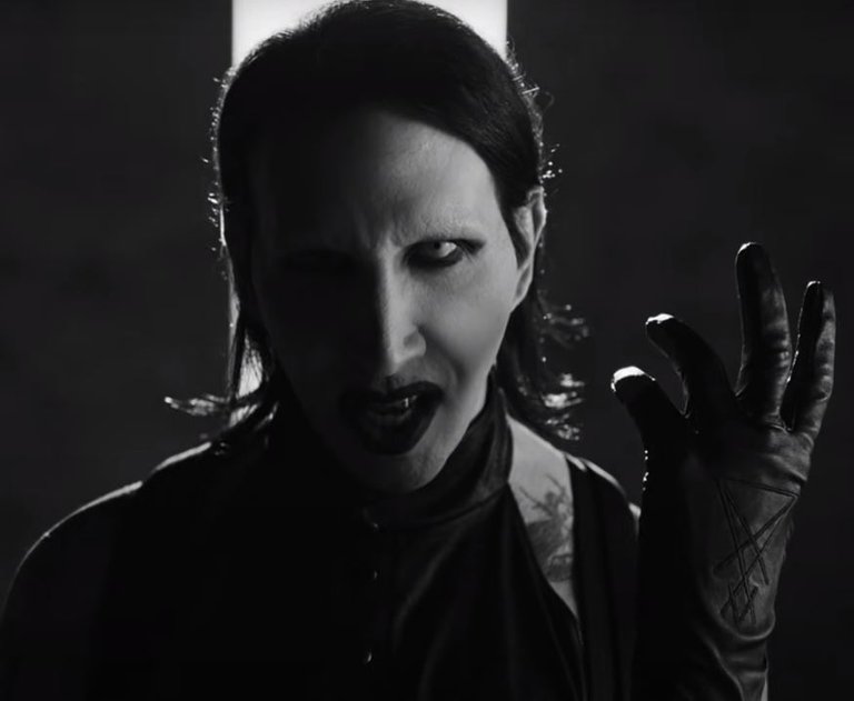 Manson.JPG