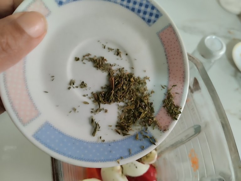 oregano.jpg