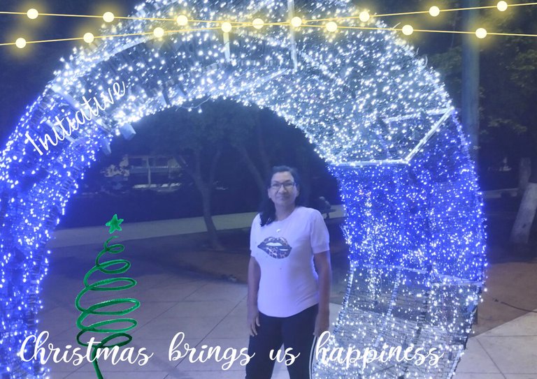 Christmas brings us happiness.jpg