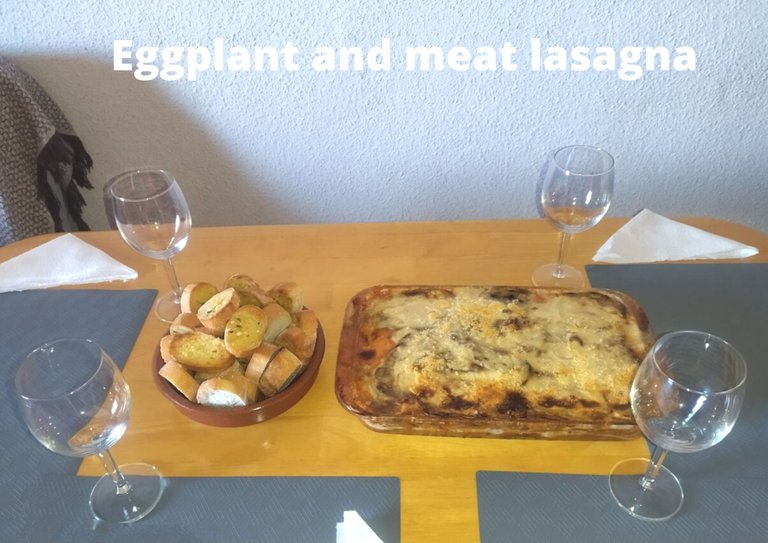 Eggplant and meat lasagna (1).jpg