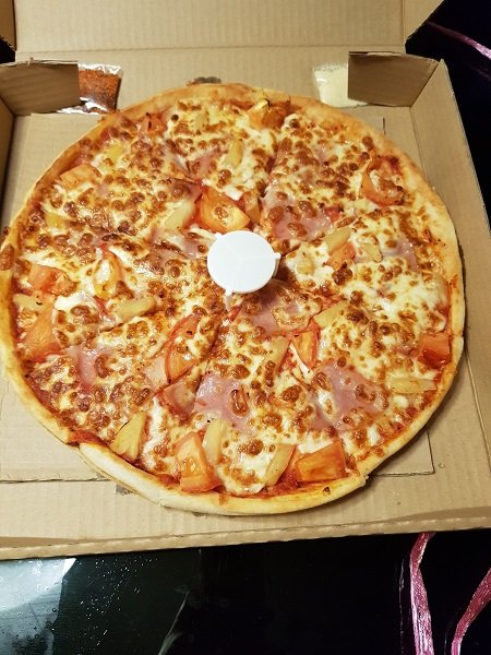 Pizza 3.jpg