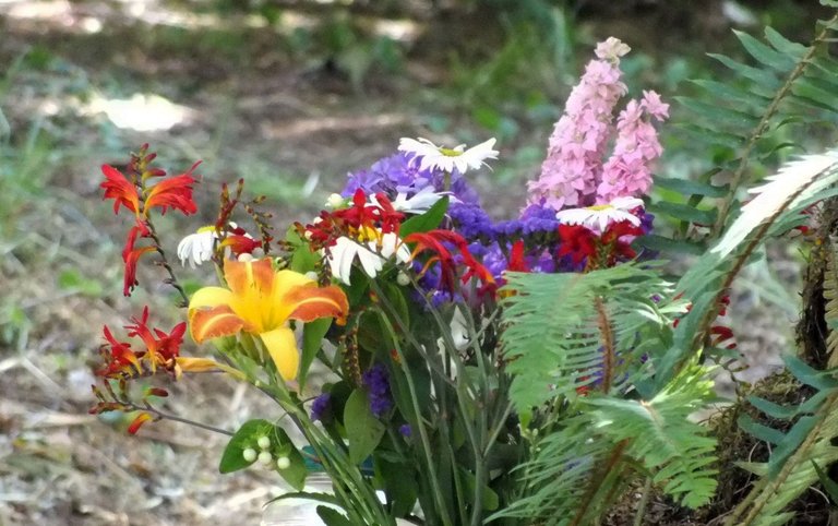 x811-Flowers.JPG