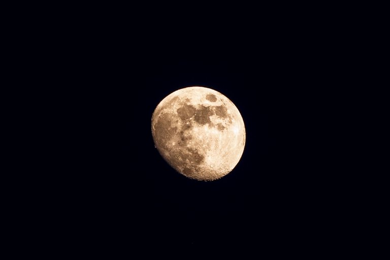 moon-9573.jpg