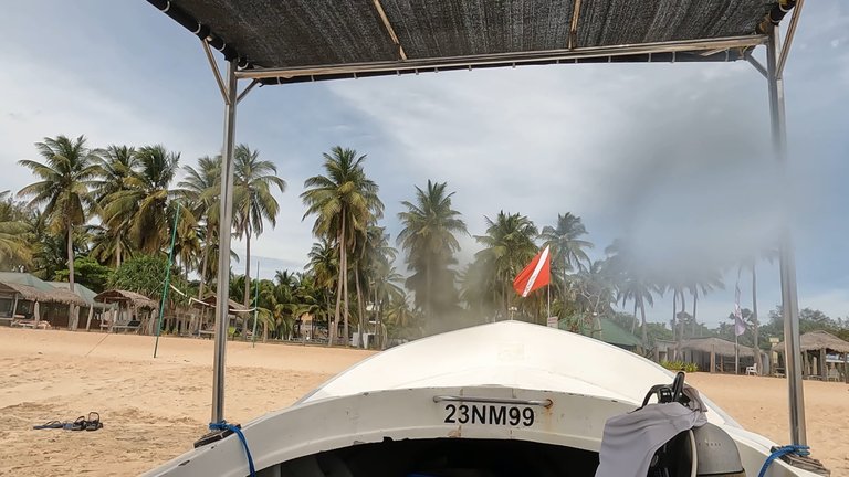 boat to beach 3.jpeg