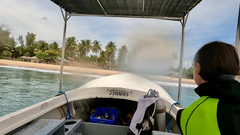 boat to beach.jpeg