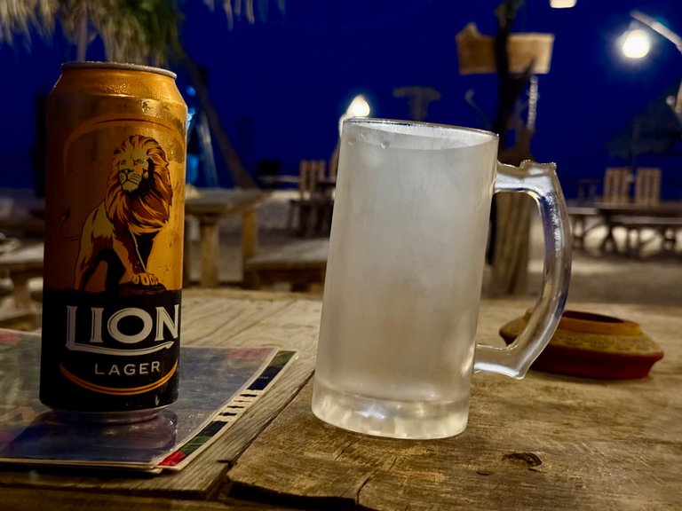 Beer in Nilaveli at Tutu bar 2.jpeg