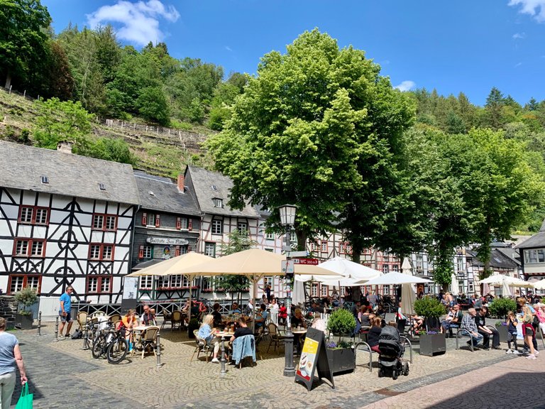 Monschau market place.jpeg