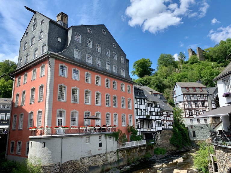 Monschau red house.jpeg