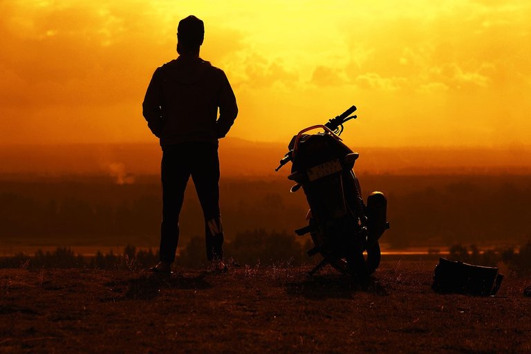 sunset-6681770_1280.jpg