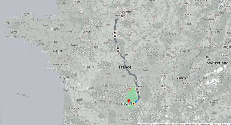 To illustrate how huge the volcanic nature park is