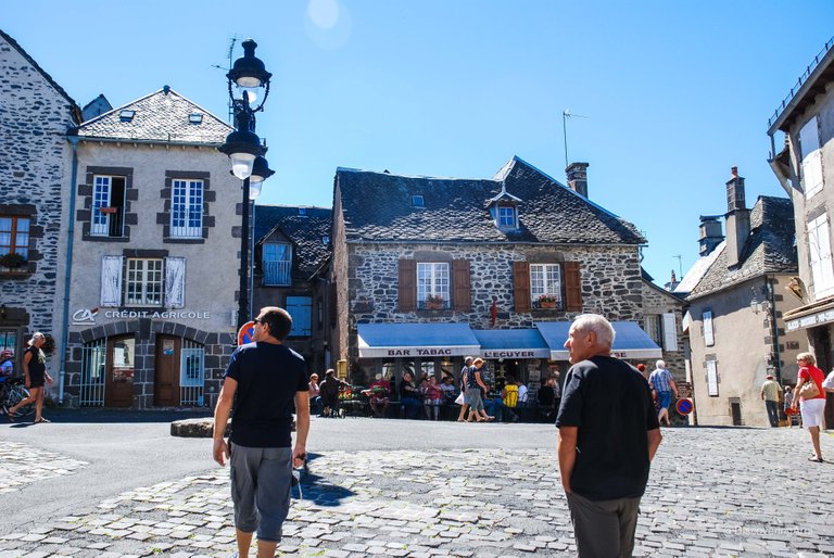 Place  Tyssandier-d'Escous