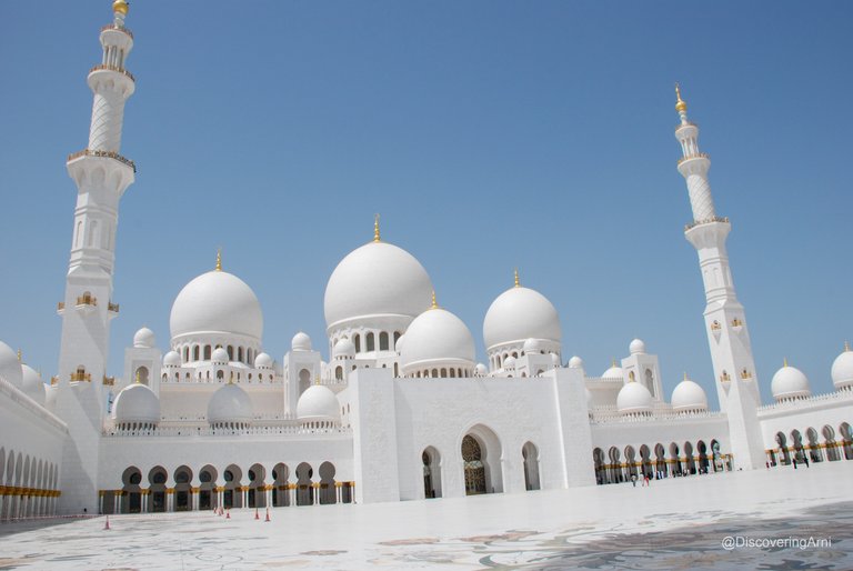Sheikh Zayed Mosque11.JPG