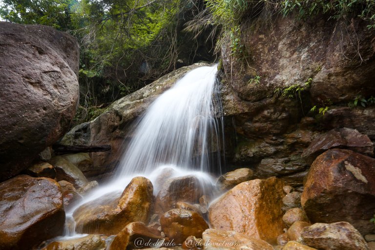 This is the waterfall on the third level.