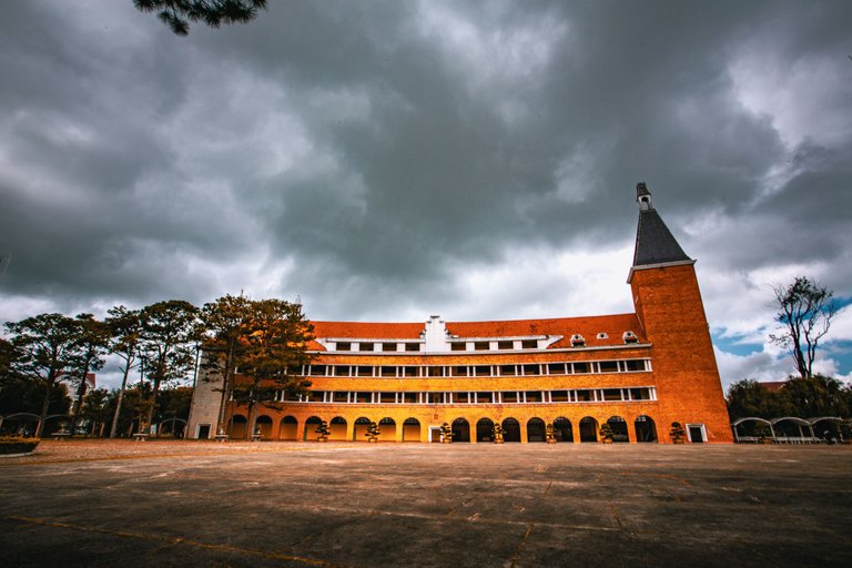 This is the main classroom of the college.