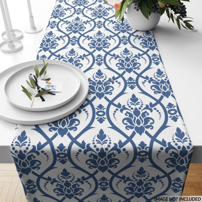 84_Table_Runner_010000.jpg