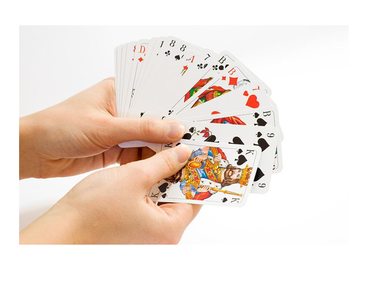 IMAG 3- Juego cartas .png