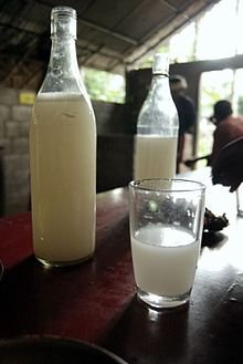 220px-Toddy_Bottle_and_Glass.jpg