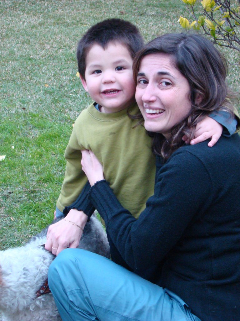 jose con mama.jpg